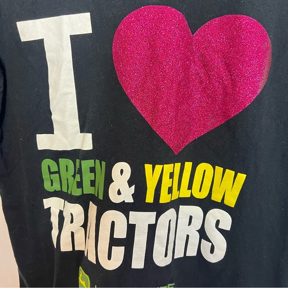 John Deere I Heart Green & Yellow Tractors T-Shirt, size Medium - Picture 5 of 5